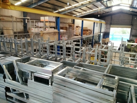  Cơ khí/ dập vuốt sâu/ cơ khí đột , dập ,vuốt,chấn